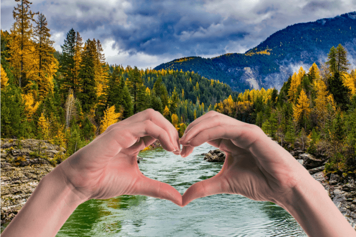 heart-sign in mountain